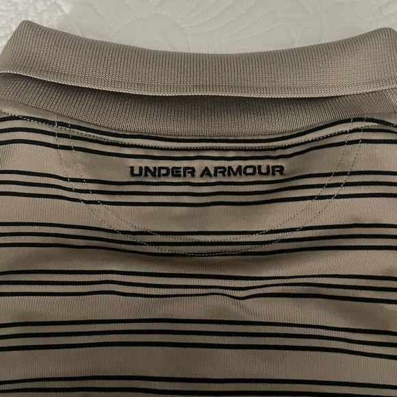 Under Armour golf shirt - Picture 3 of 4